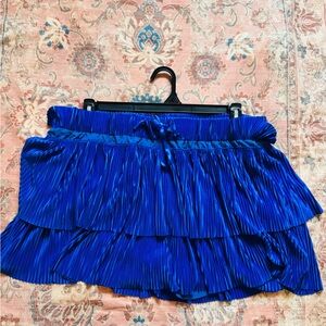 Simply Southern Blue Flowey Skort.